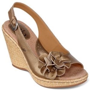 Bolo Tracy Metallic leather bronze sling back cushioned wedge 11